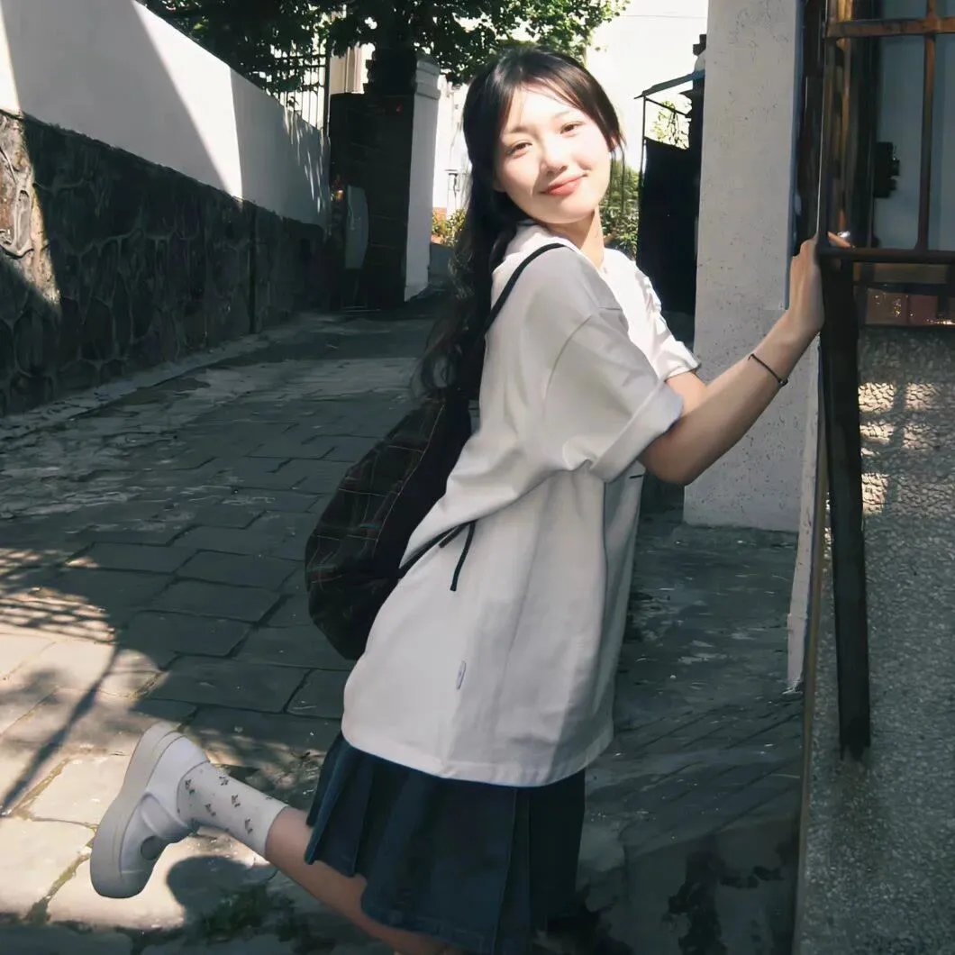 报告班长5：女兵报到